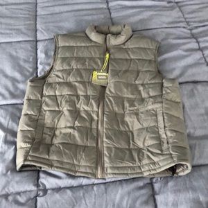 NWT TekGear Vest